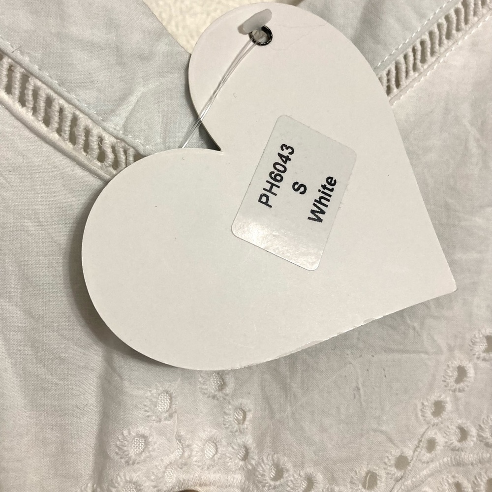 🔥SM•NWT•PAPER HEART•BEAUTIFUL WHITE EYELET LACE SUMMER DRESS🔥 - Picture 9 of 9